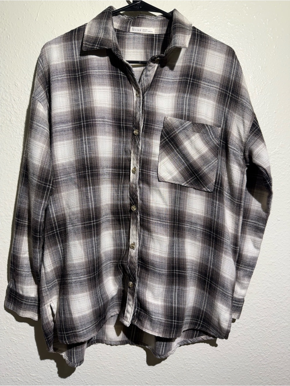 Everyday Plaid Button-Down Shirt in Black & White